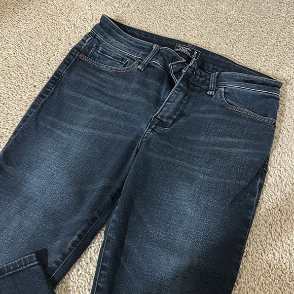 Jean - Picture 2 of 2